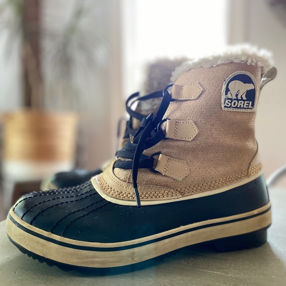 Sorel Women’s Winter Boot - Picture 1 of 3